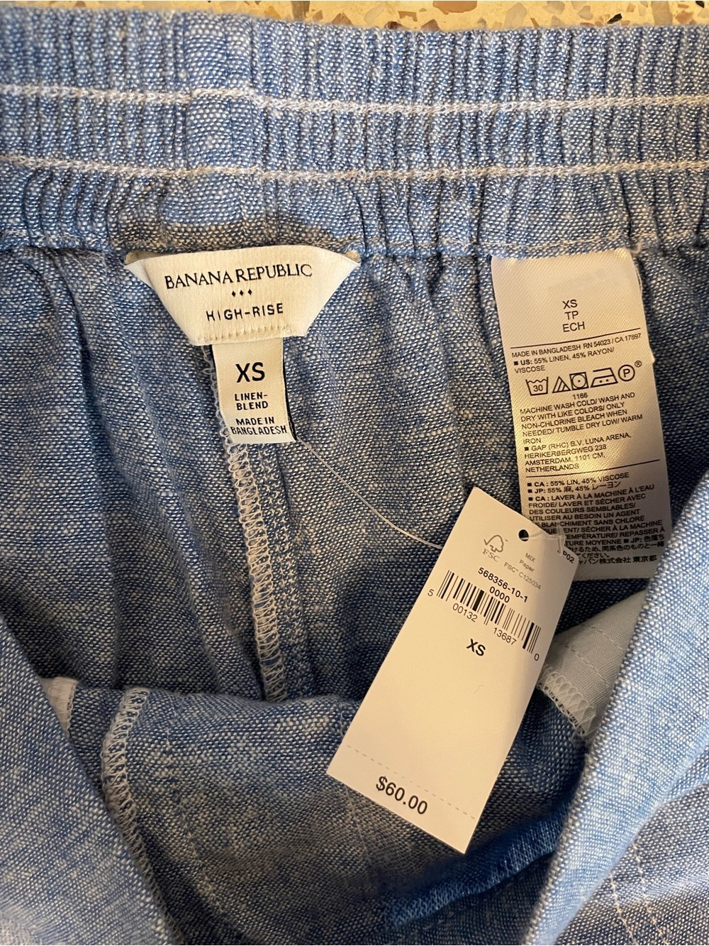 Banana Republic Chambray High Waisted Shorts - Picture 3 of 3